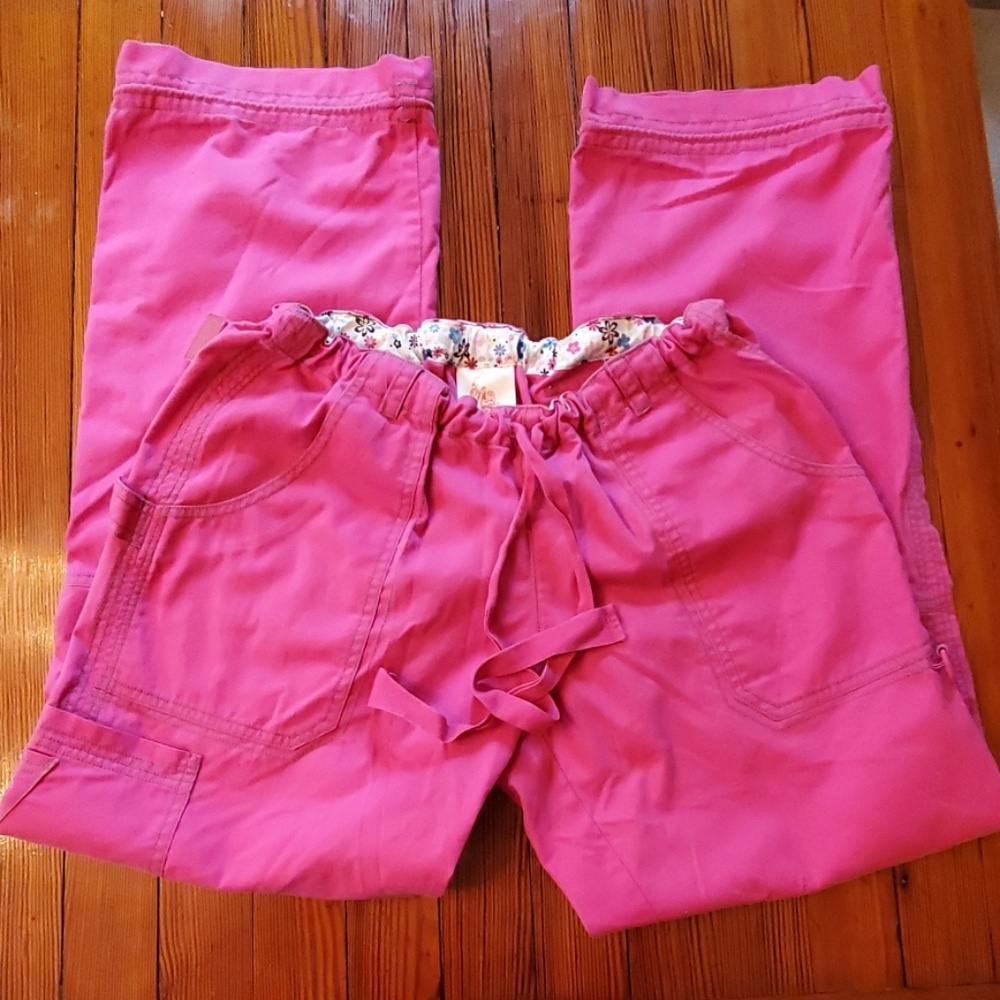 Koi scrubs